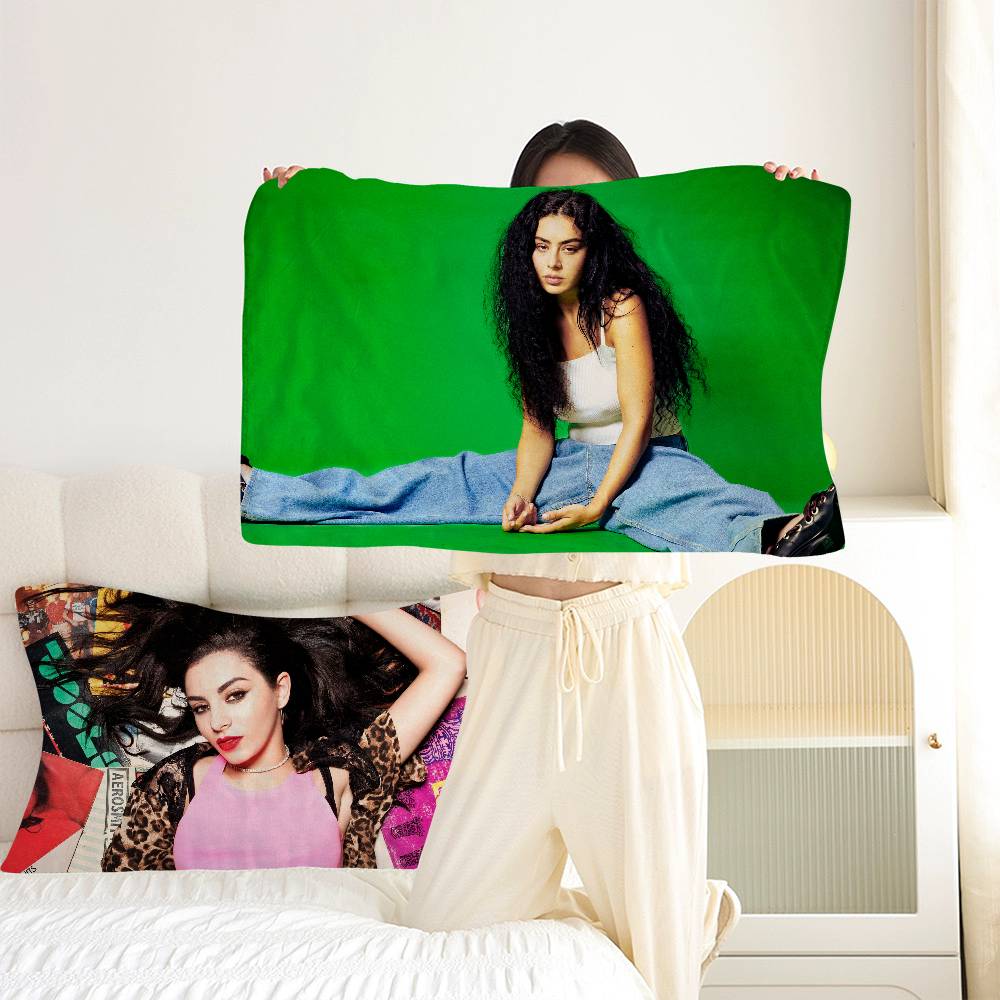 Singer C-Charli X-XCX Premium  - Home Textiles Premium recension och pris